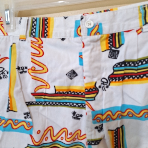 Vintage The Beach Boys Shorts - Picture 2 of 4